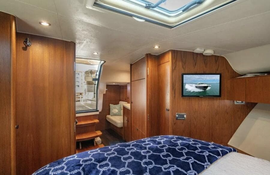 2013 Tiara Yachts 36 Coronet