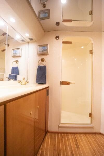 2003 Viking 65 EB
