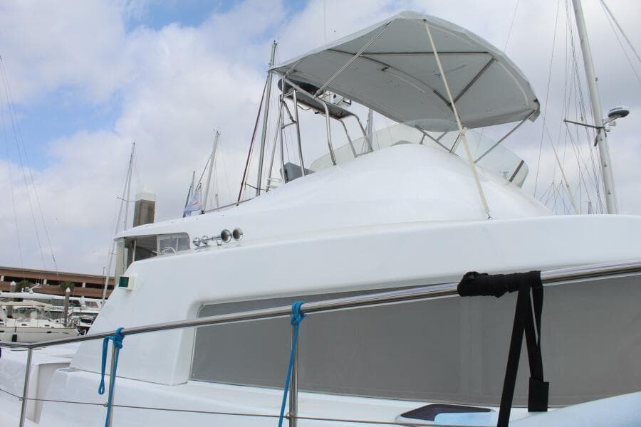 2004 Lagoon 43 Power Cat