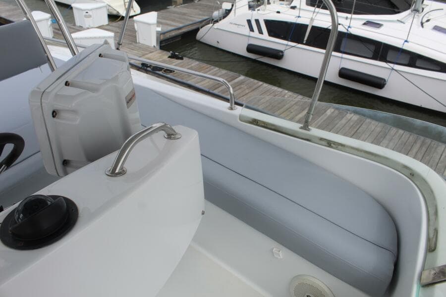 2004 Lagoon 43 Power Cat