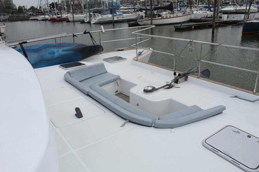 2004 Lagoon 43 Power Cat
