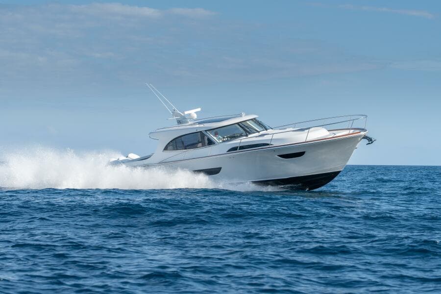 ECLIPSE 505 Shadow - 