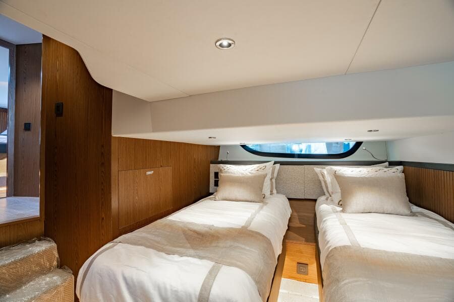 ECLIPSE 505 Shadow - 
