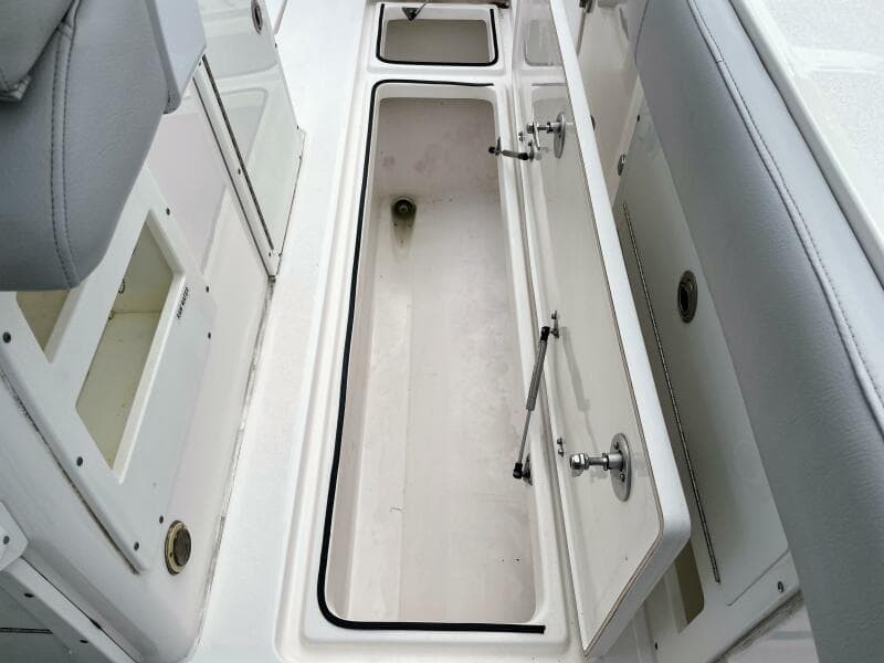 2019 Sea Fox 328 Commander
