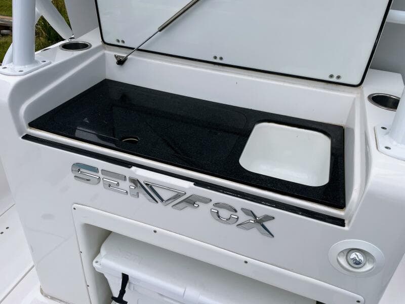 2019 Sea Fox 328 Commander