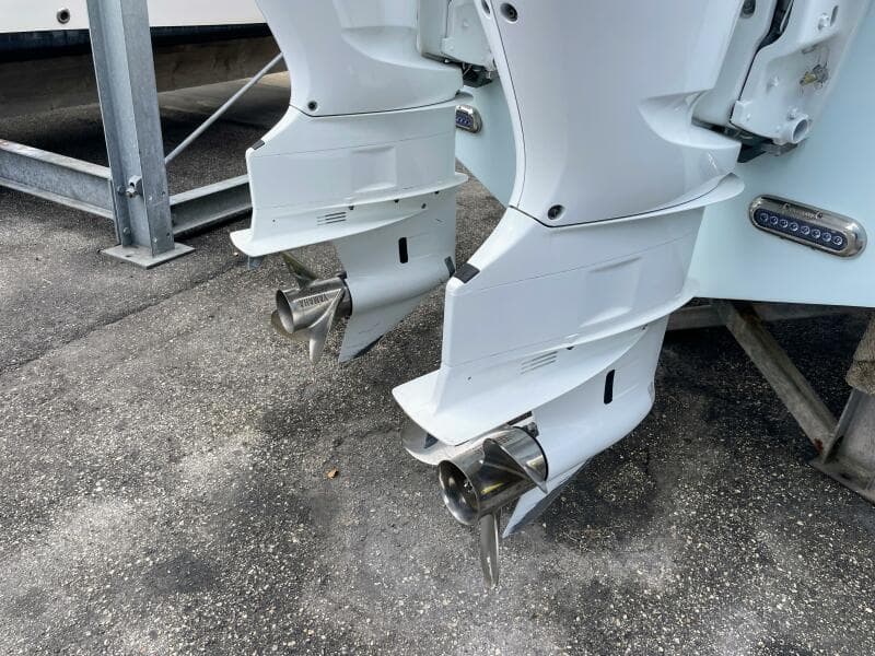 2019 Sea Fox 328 Commander