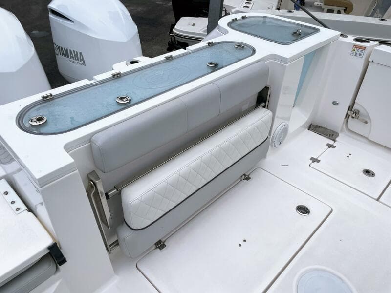 2019 Sea Fox 328 Commander