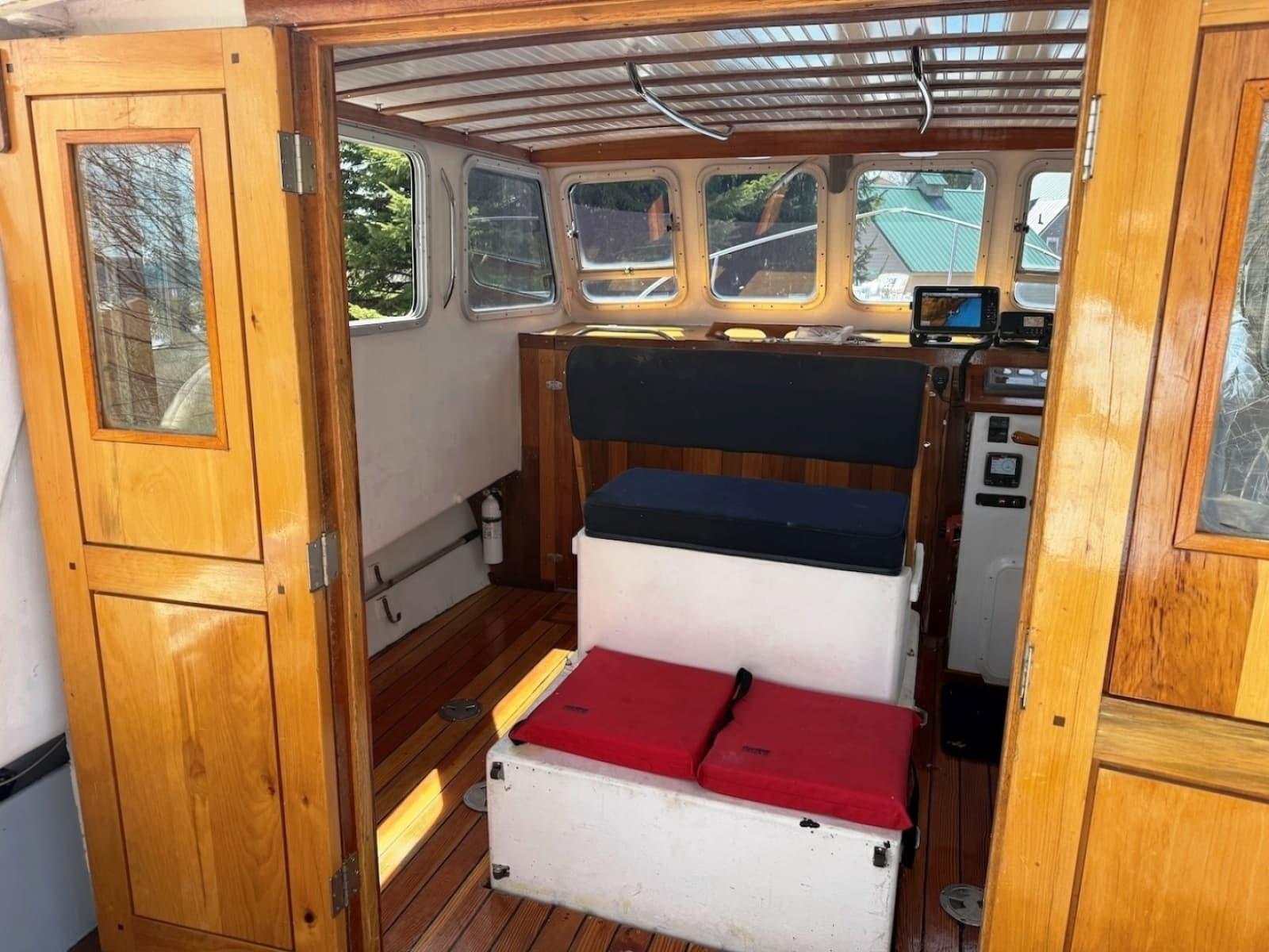 2000 Seaworthy Downeast 28