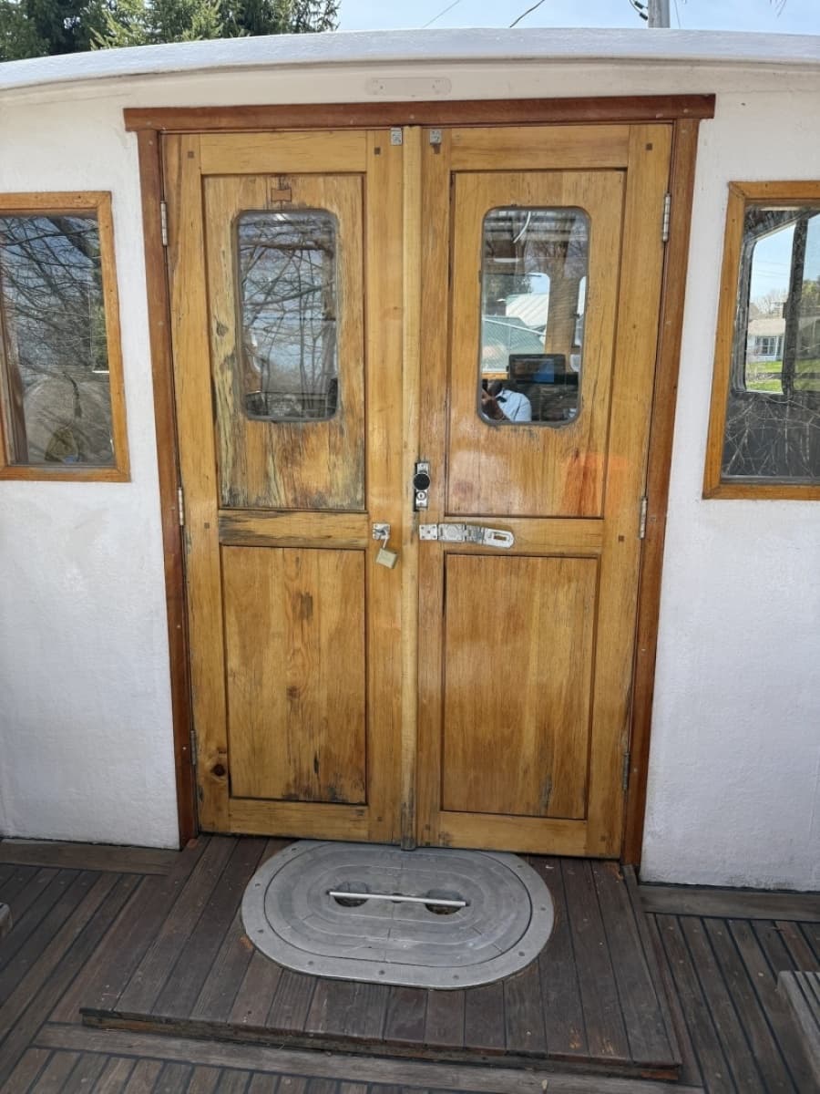 2000 Seaworthy Downeast 28