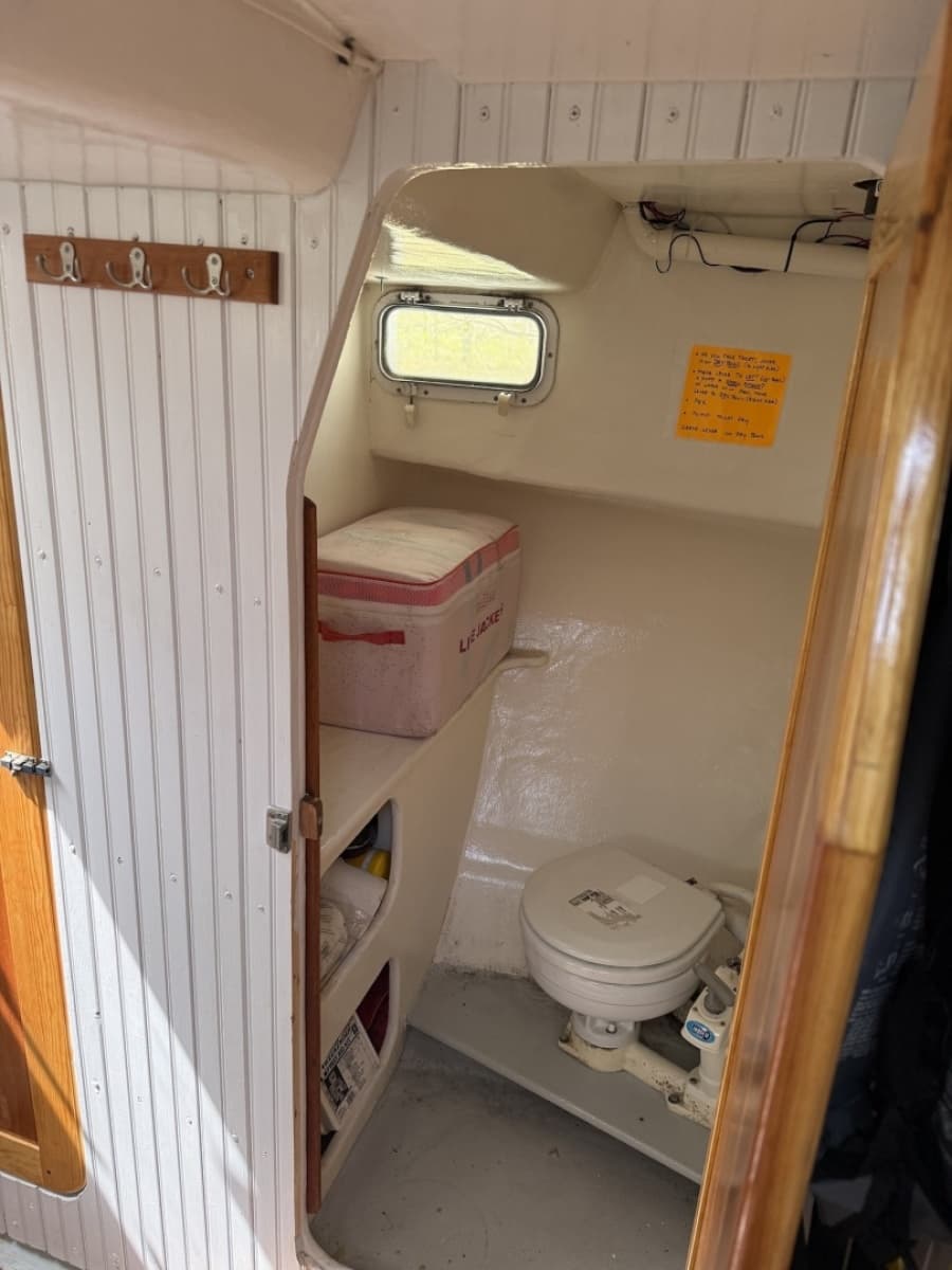 2000 Seaworthy Downeast 28