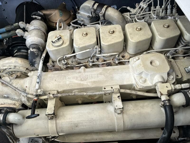 1996 Bayliner 3788 Command Bridge
