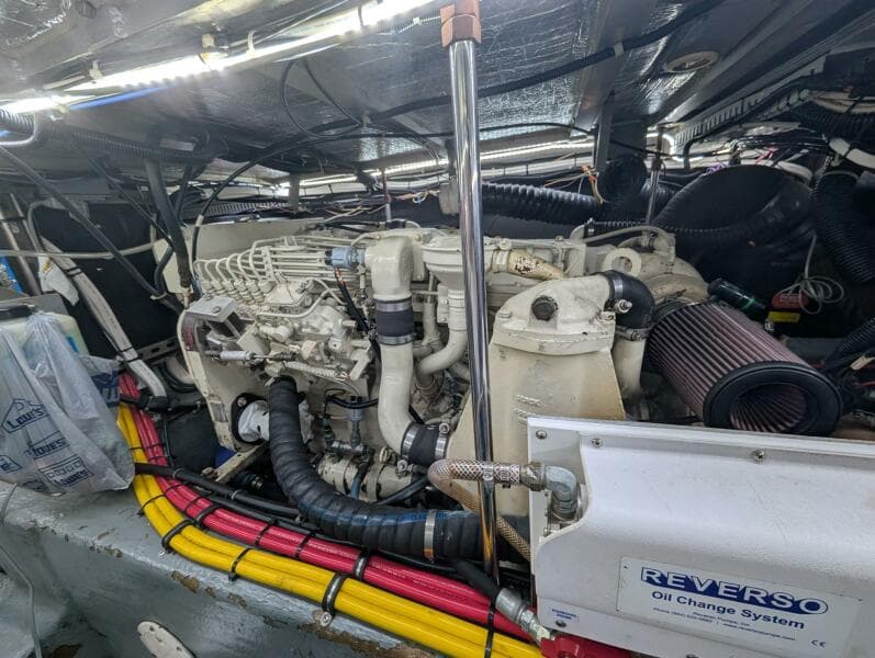 Carver 455 Aft Cabin - Port engine