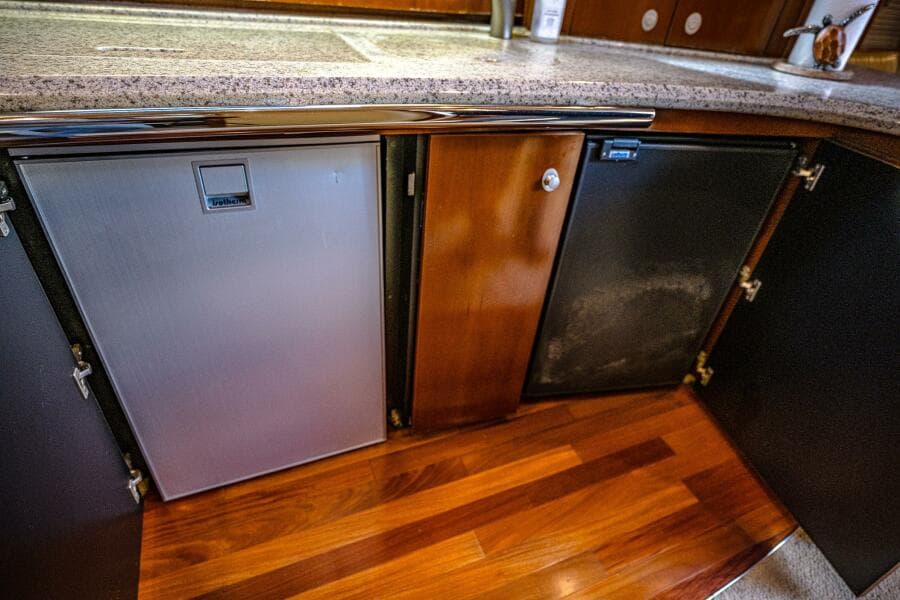 2005 Sea Ray 500 Sundancer