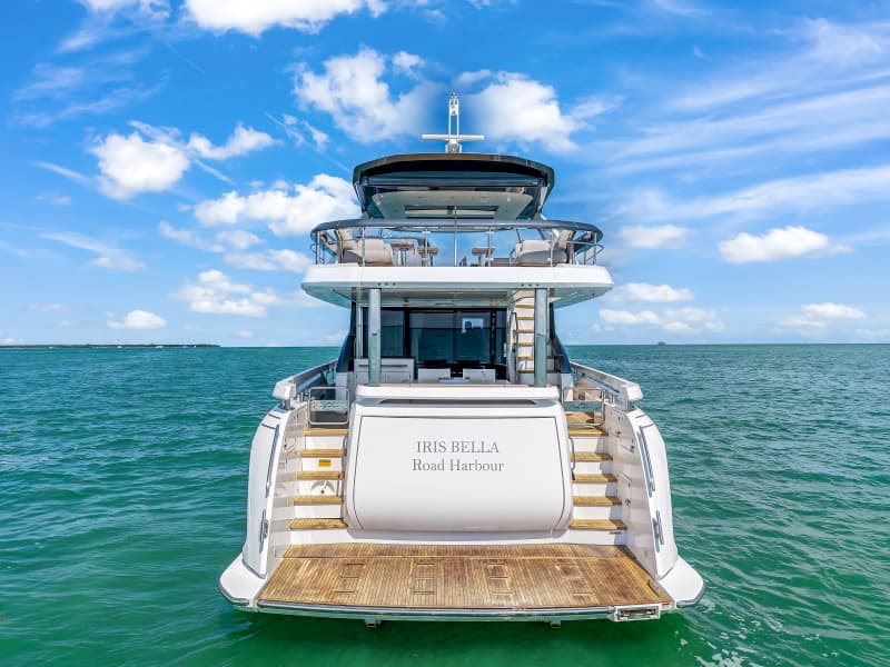 2025 Azimut 78 FLY