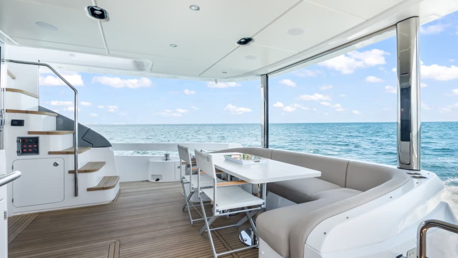 2025 Azimut 78 FLY