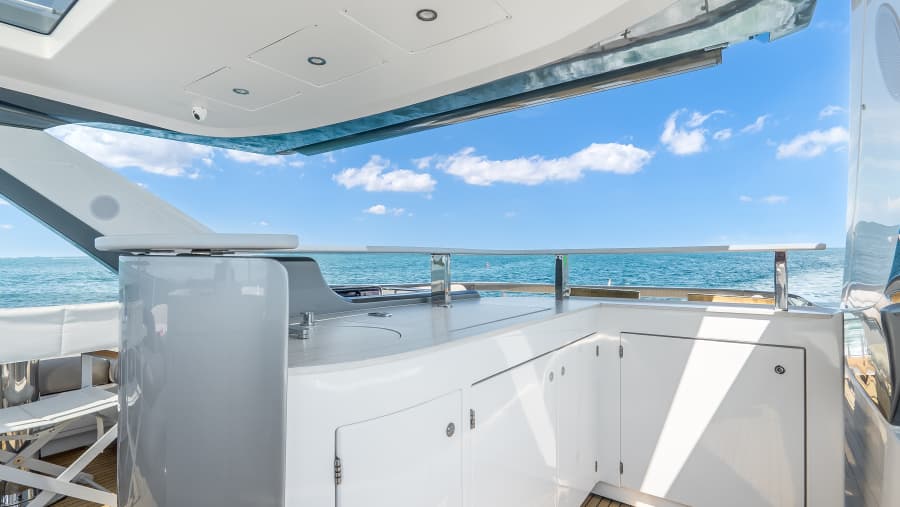 2025 Azimut 78 FLY