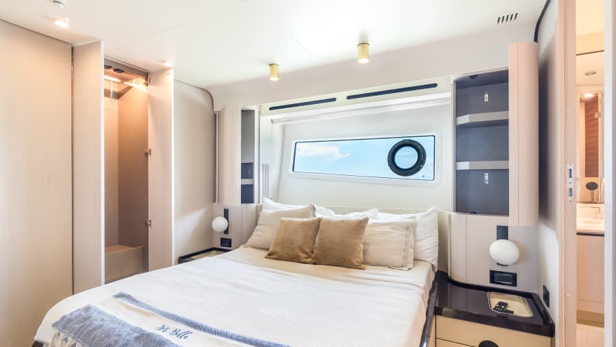 2025 Azimut 78 FLY