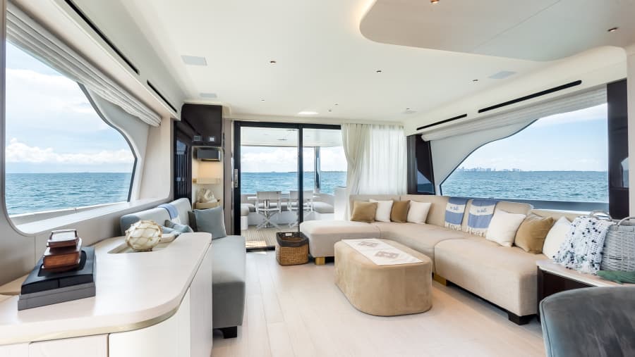 2025 Azimut 78 FLY