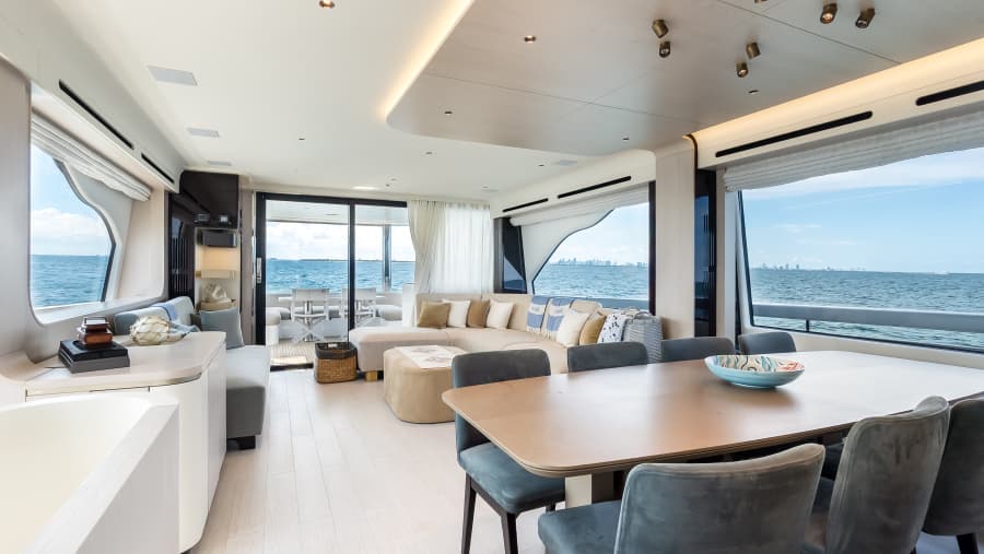 2025 Azimut 78 FLY