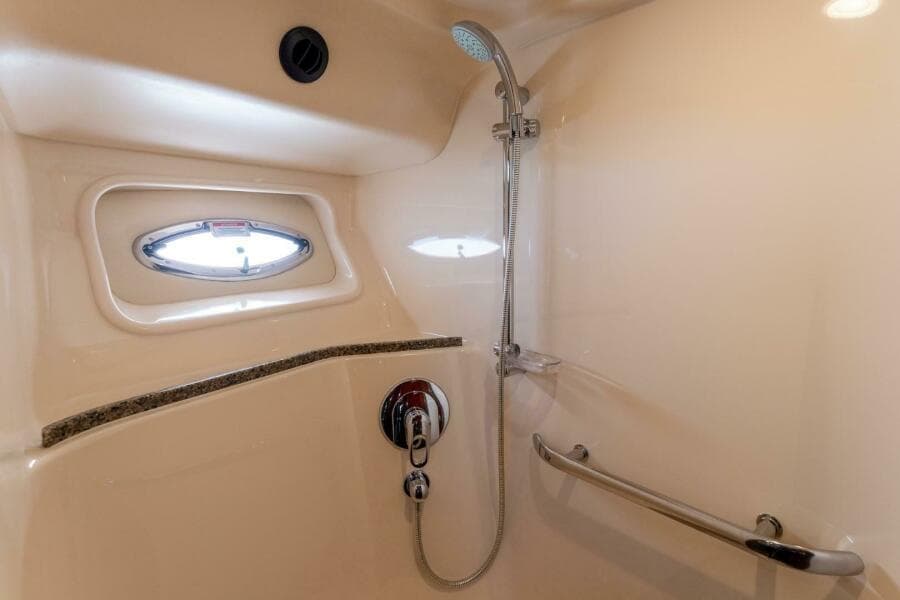 2008 Sea Ray 58 Sedan Bridge