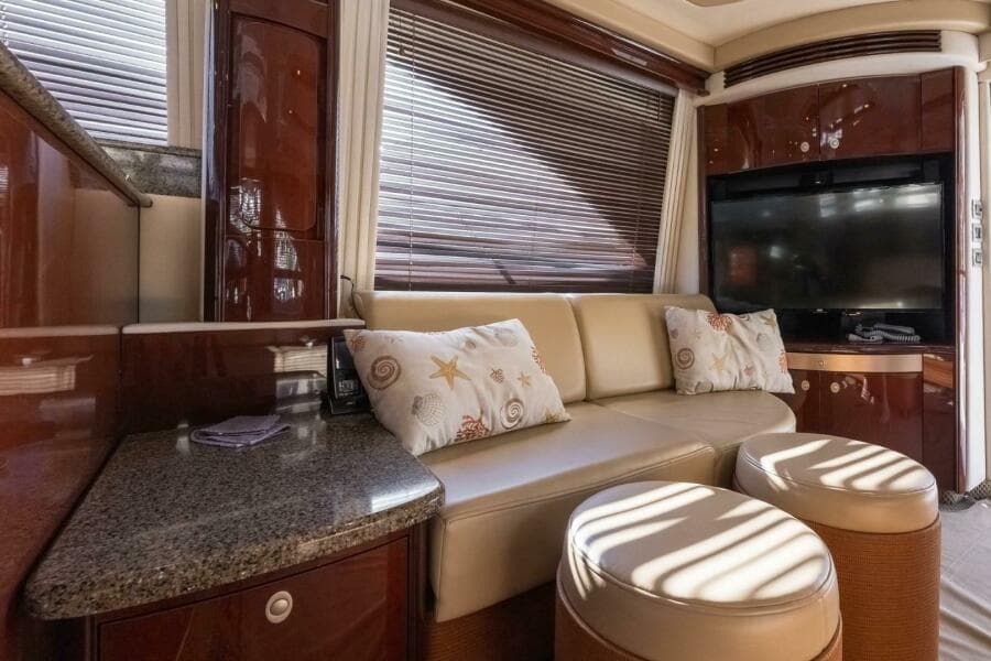 2008 Sea Ray 58 Sedan Bridge