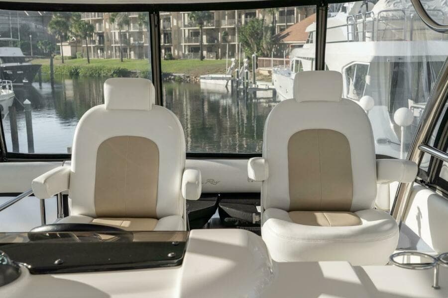 2008 Sea Ray 58 Sedan Bridge