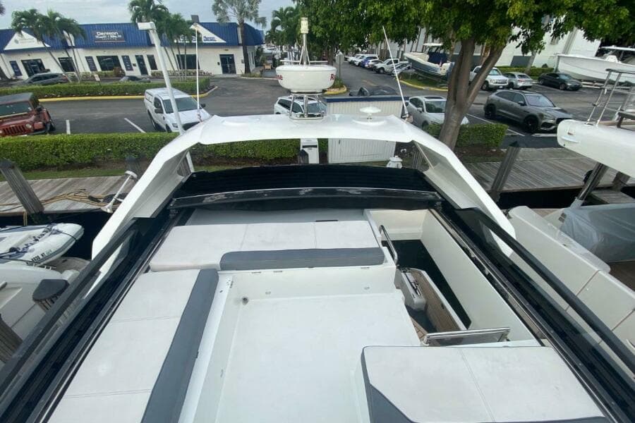 2019 Galeon 470 Sky