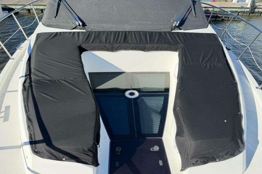 2019 Galeon 470 Sky