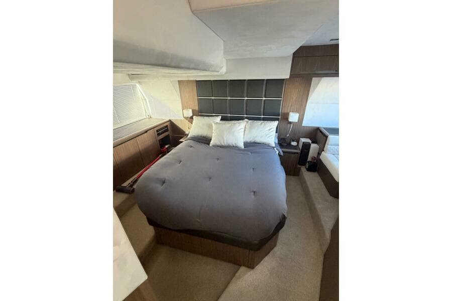 2019 Galeon 470 Sky