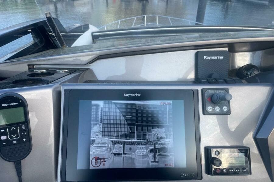2019 Galeon 470 Sky