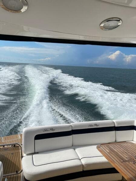 2010 Sea Ray 450 Sundancer