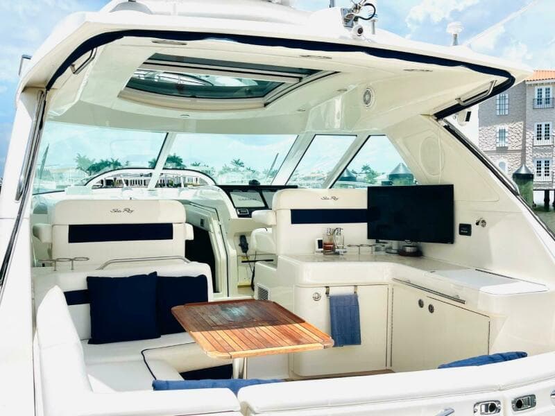 2010 Sea Ray 450 Sundancer