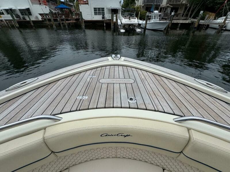 2022 Chris-Craft Calypso 35