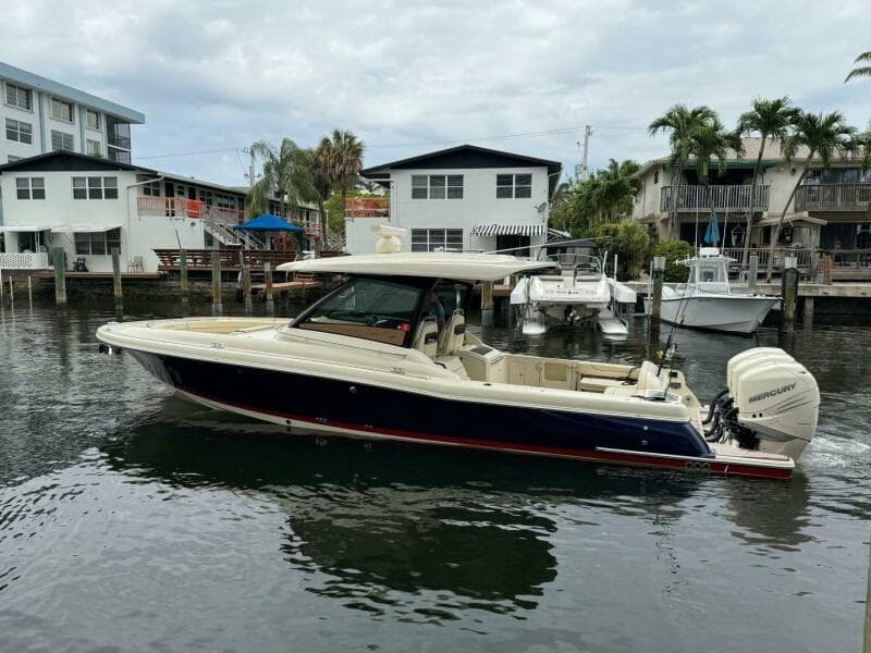 2022 Chris-Craft Calypso 35