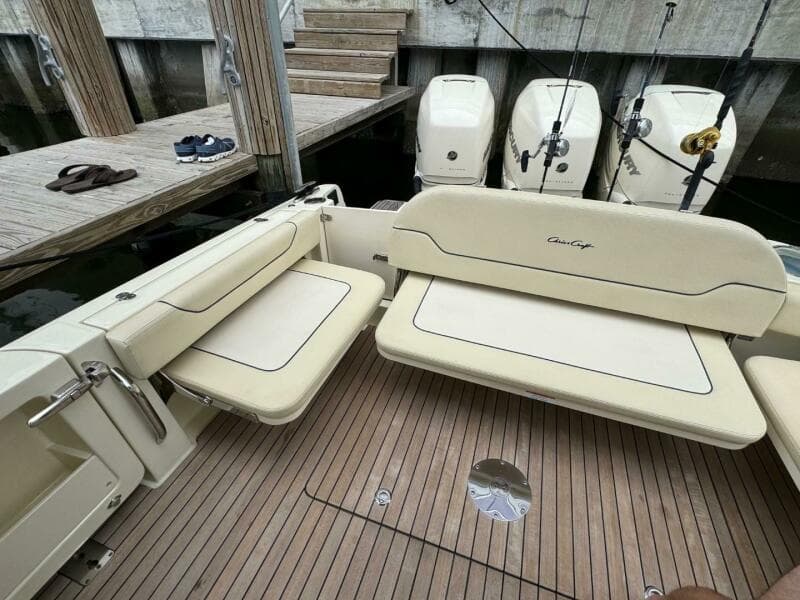 2022 Chris-Craft Calypso 35
