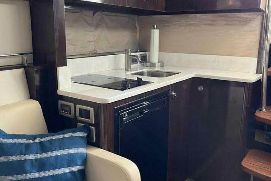 2017 Sea Ray Sundancer 350