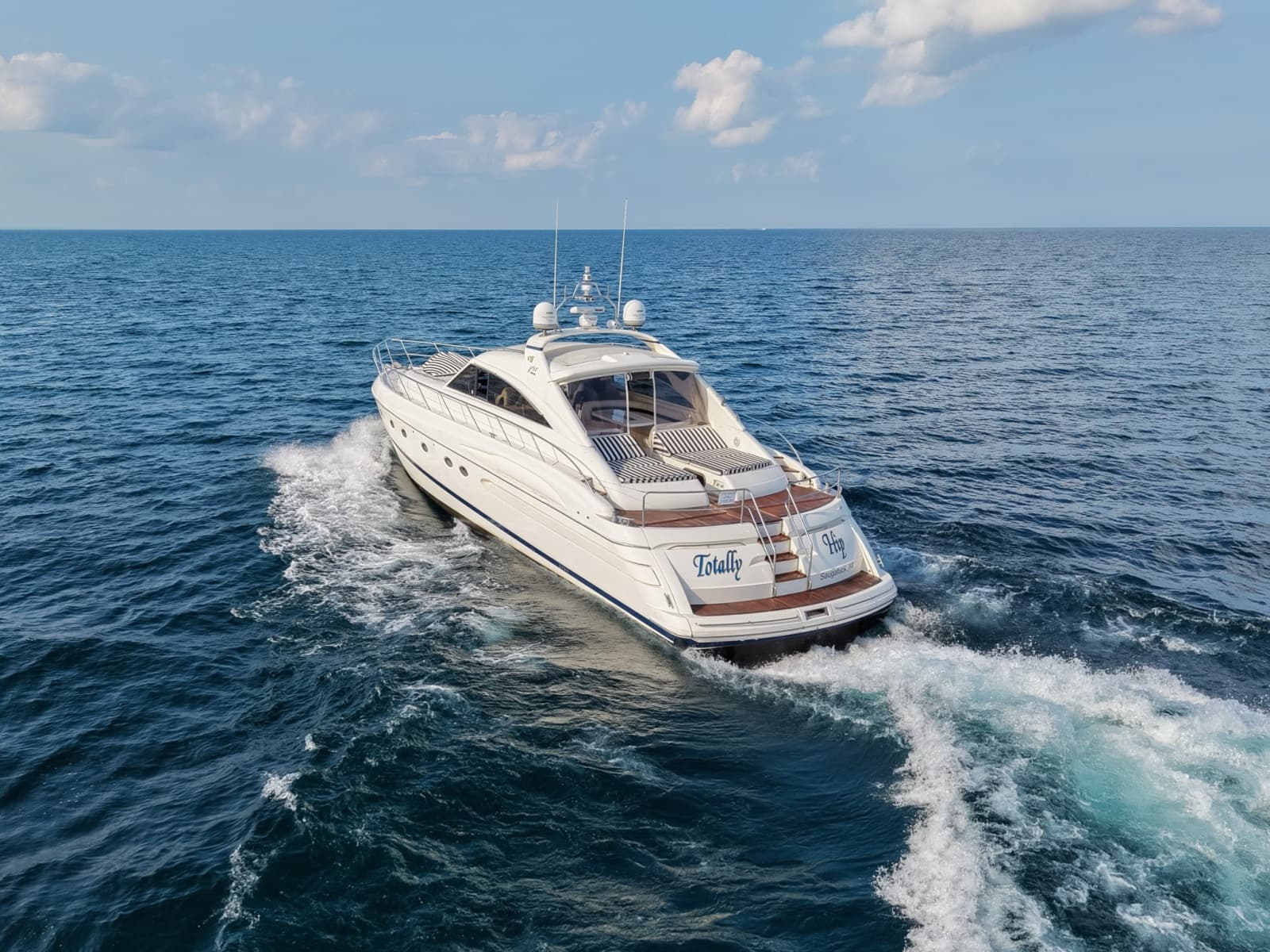 2001 Viking Sport Cruisers V65 Express