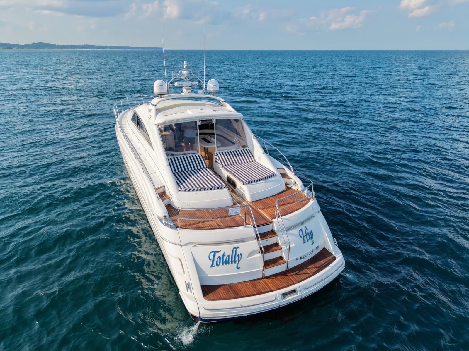 2001 Viking Sport Cruisers V65 Express