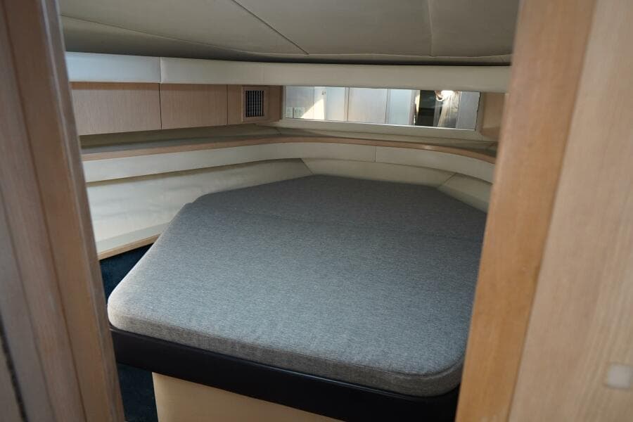 1994 Tiara Yachts 