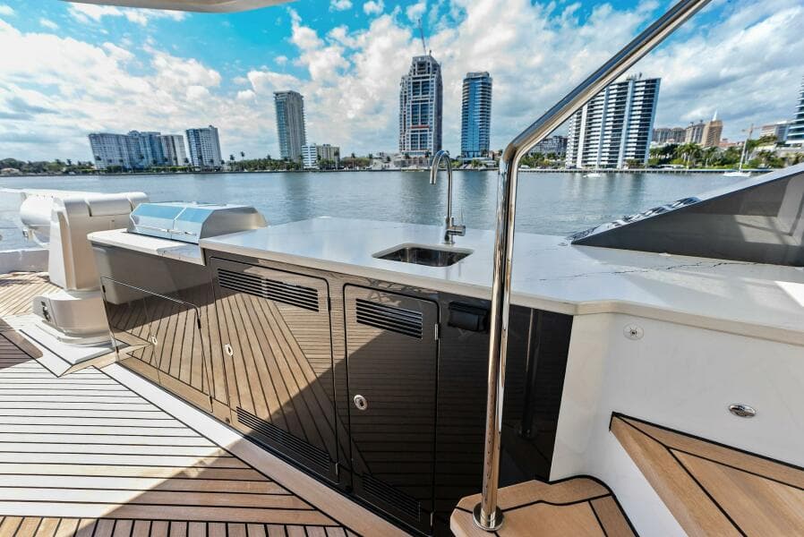 2024 Ocean Alexander 35 Revolution