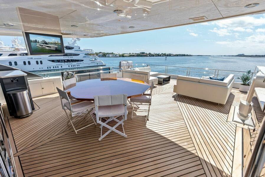 2024 Ocean Alexander 35 Revolution
