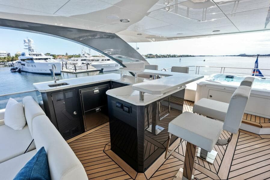 2024 Ocean Alexander 35 Revolution