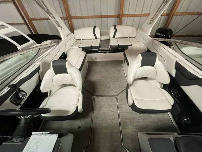 2019 Regal 2300