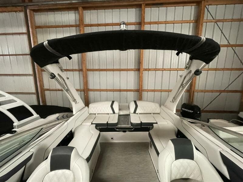 2019 Regal 2300