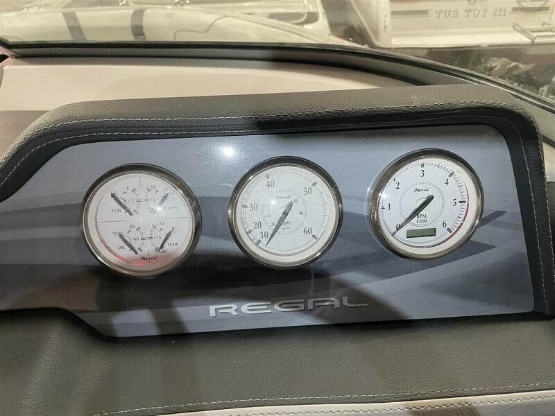 2019 Regal 2300