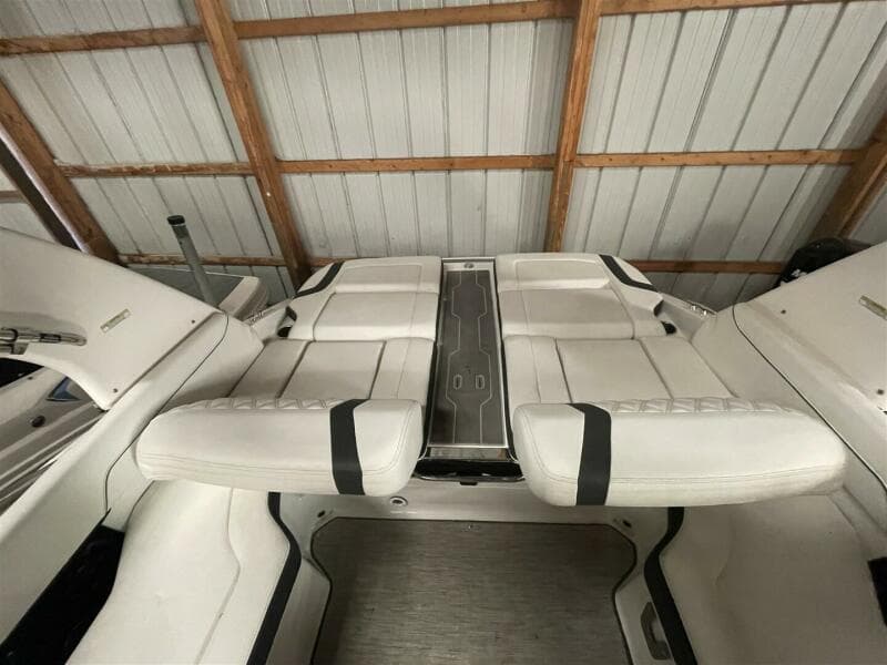 2019 Regal 2300