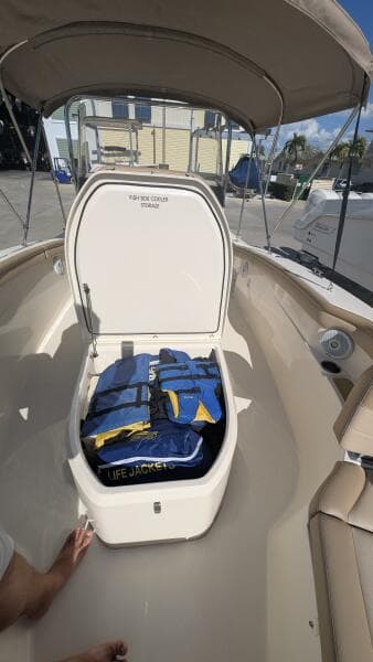 2019 Scout 215xsf