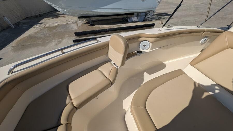 2019 Scout 215xsf
