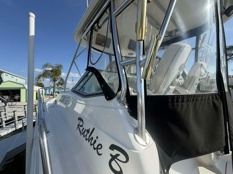 2007 Century 3200 WA