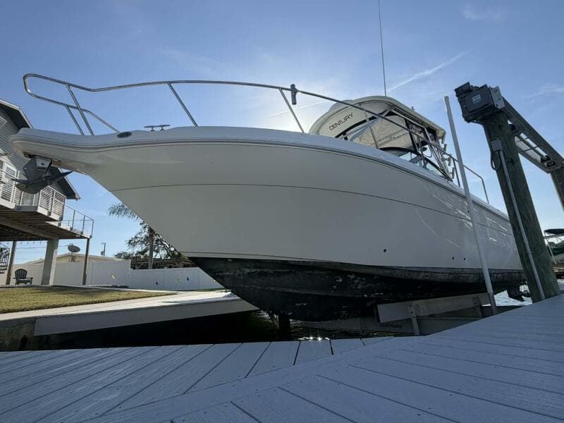 2007 Century 3200 WA